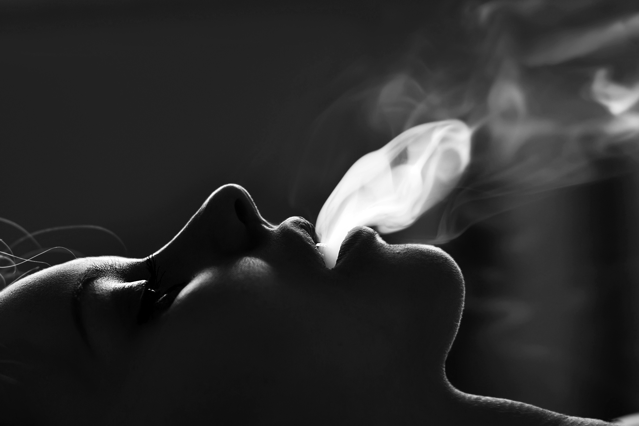 Smoking Fetish: Why It Turns You And Me On
